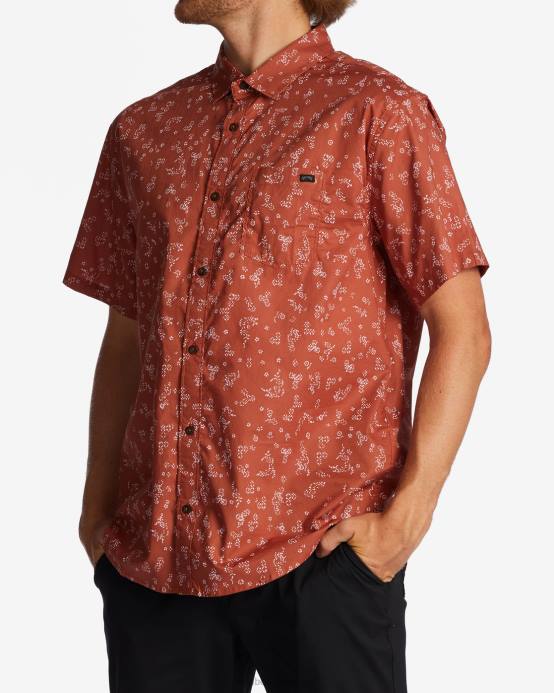 hombres arcilla roja Billabong mini camisa de manga corta de los domingos 04LD614