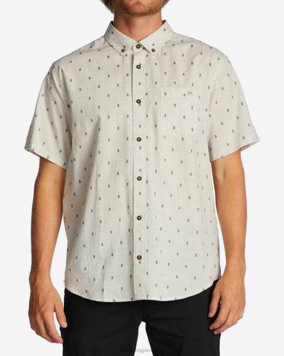 hombres crema Billabong camisa de manga corta de jacquard todo el día 04LD408