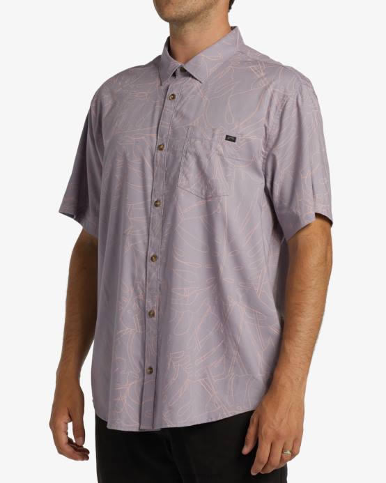 hombres gris violeta Billabong camisa de manga corta de los domingos 04LD380