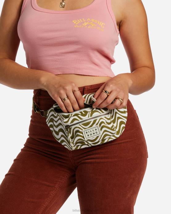 mujer ojos verdes Billabong en mi riñonera 04LD2451