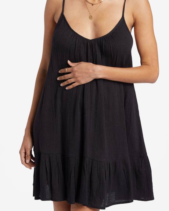 mujer guijarro negro Billabong encubrimiento de playa con vibraciones de playa 04LD1355