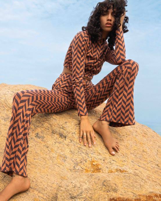 mujer ladrillo Billabong pantalones acampanados new heights 04LD2124