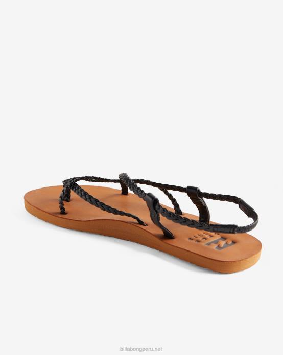 mujer apagado negro Billabong cruzando por sandalias trenzadas 04LD2489