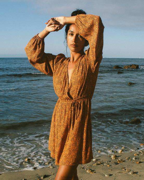 mujer caramelo Billabong mini vestido cruzado spring romance 04LD2358